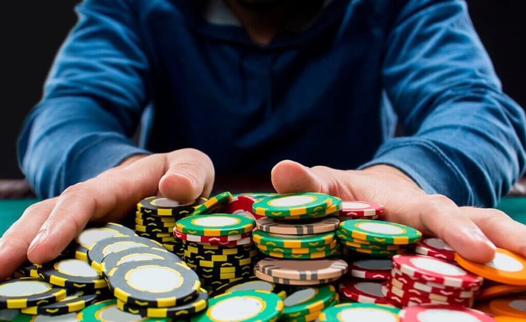 O que é e quando fazer Overbet no poker?