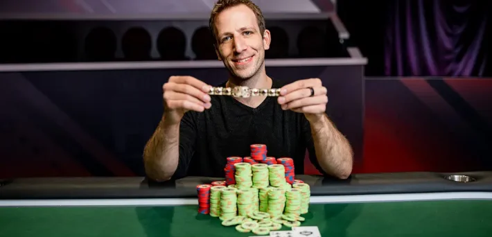 benny-glaser-imparavel-vence-13-titulo-wcoop